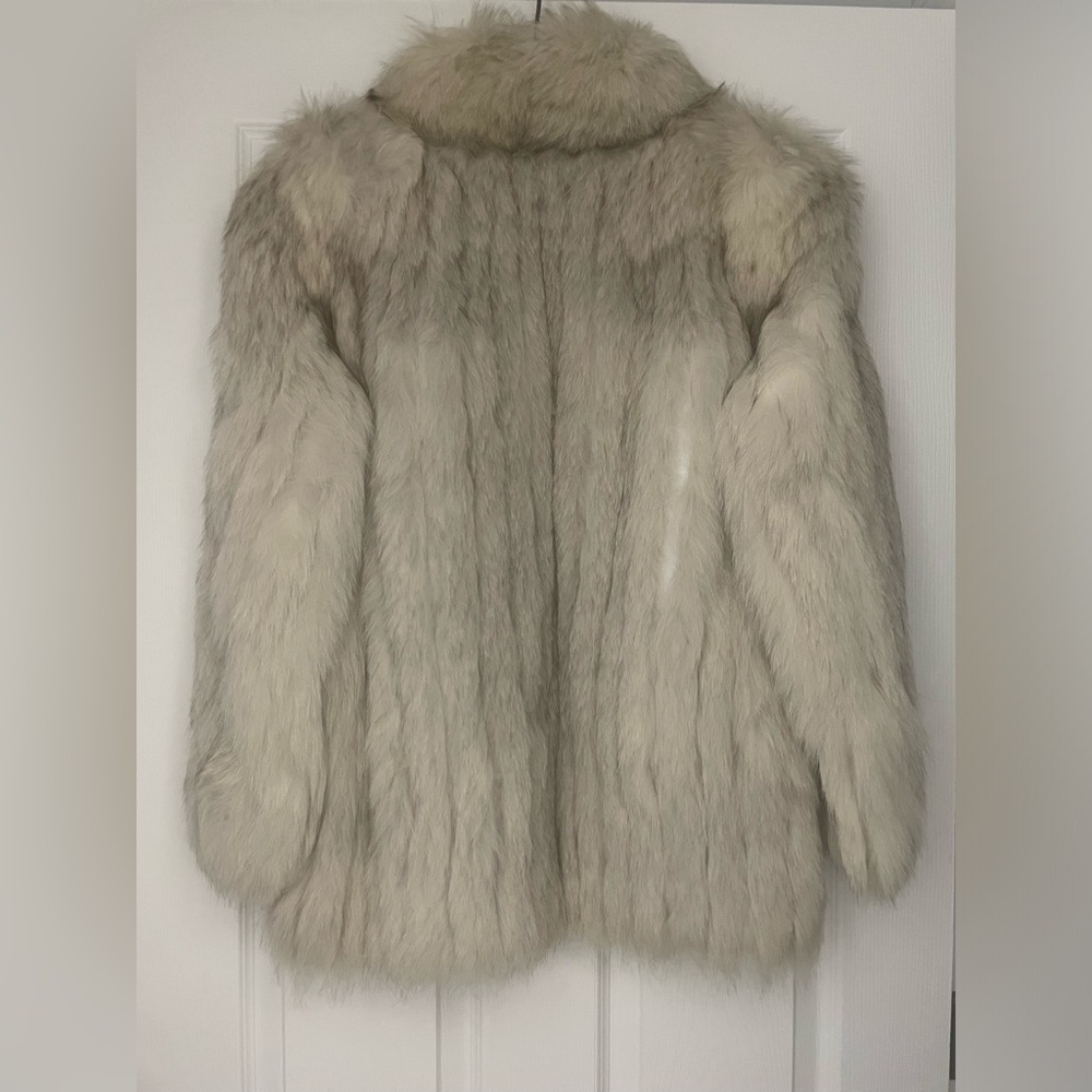 Vintage Fur Coat with Earmuffs - Picture 4 of 11